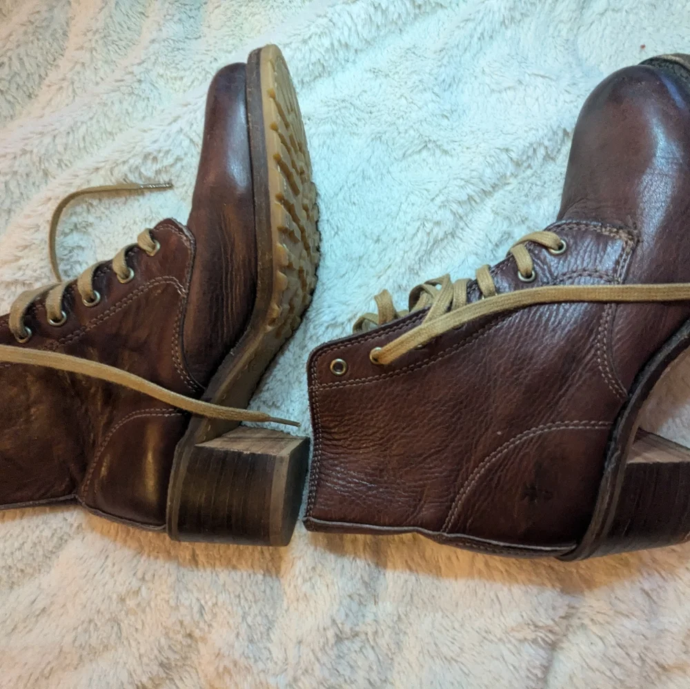 Frye vintage Sabrina style boots 7.5 - Picture 8 of 11
